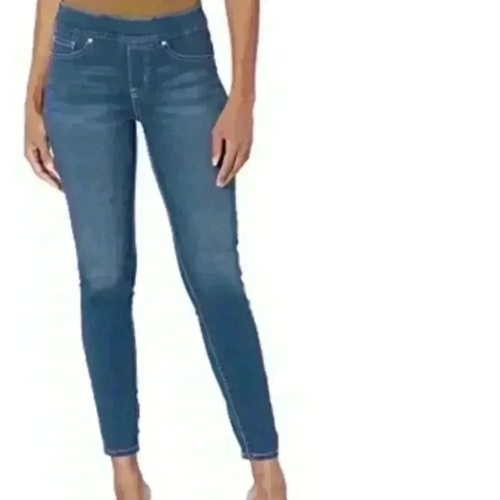 Levi's Signature Shaping Blue Jeans